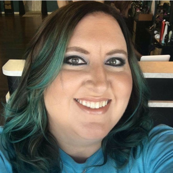 Welcome to my closet! (SEE NEW COMMENT BELOW) - Picture 2 of 2